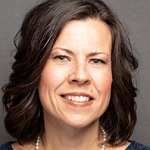 Stephanie Gedzyk-Nieman headshot